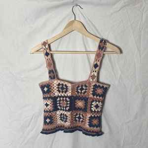 American Eagle Crocheted Crop Top (3)